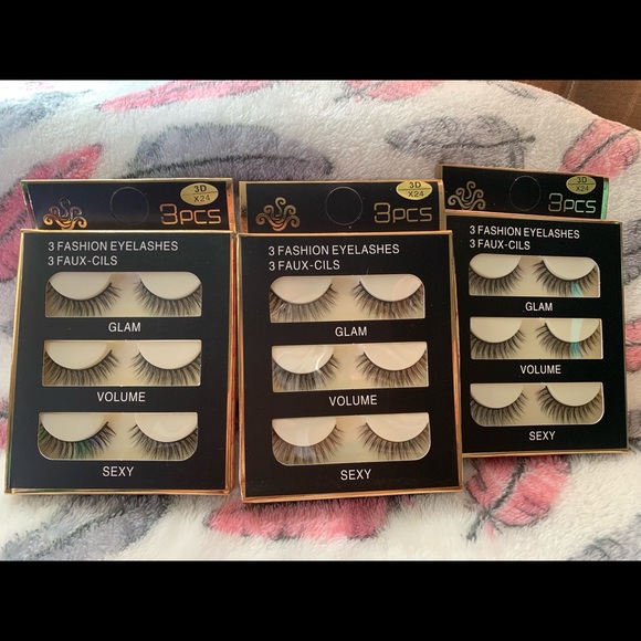 Lashes - Picture 4 of 4